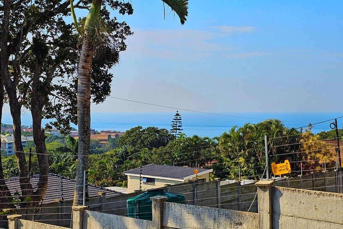 3 Bedroom , 3 Bathroom Family House with Flat - Photo 2