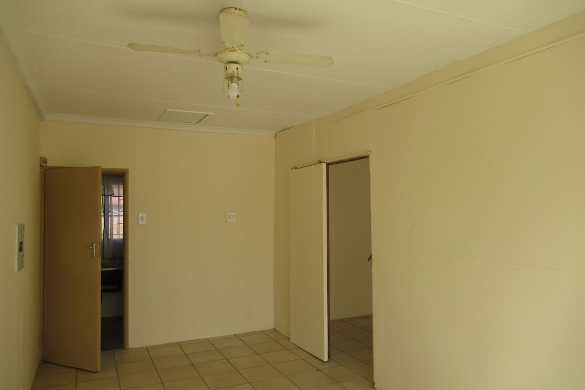 House For Sale in Riamar Park, Bronkhorstspruit - Photo 2