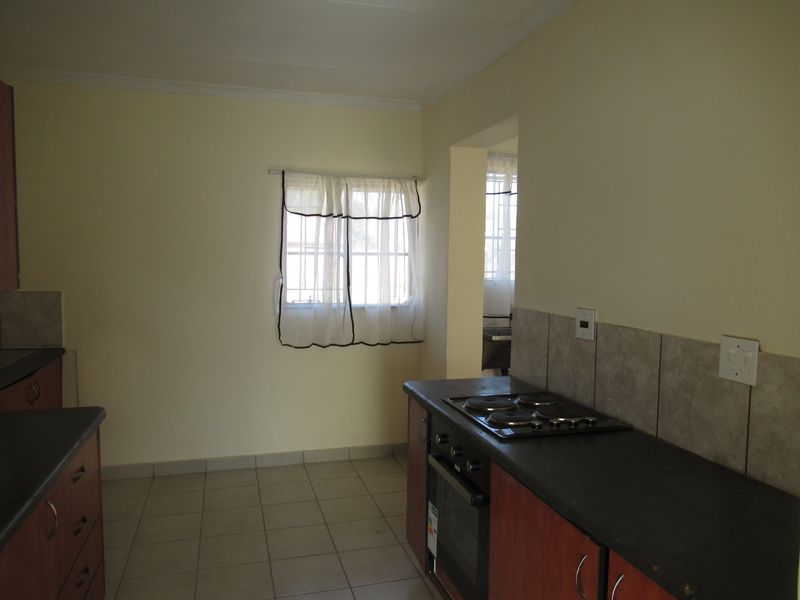 House For Sale in Riamar Park, Bronkhorstspruit - Photo 4