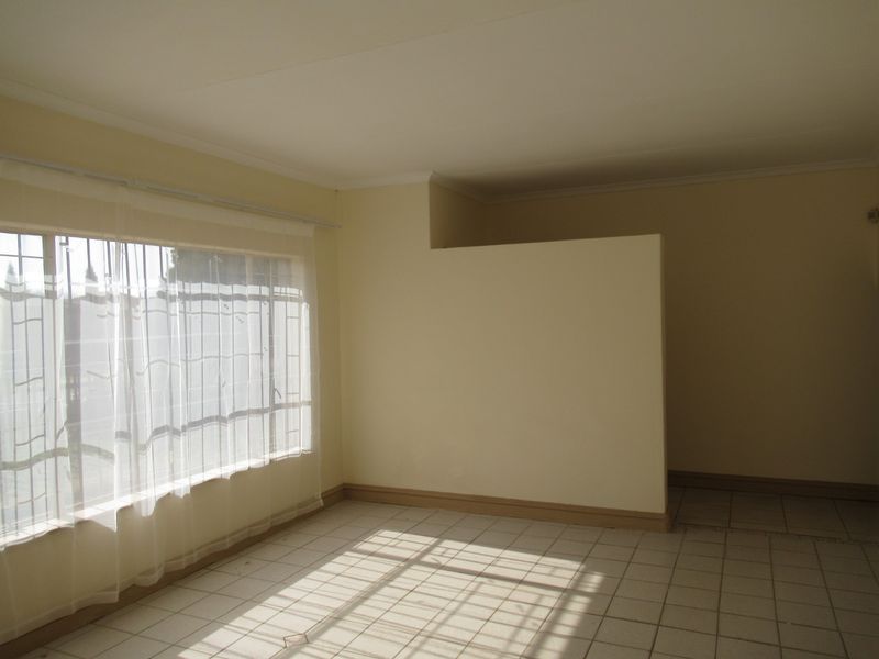House For Sale in Riamar Park, Bronkhorstspruit - Photo 5