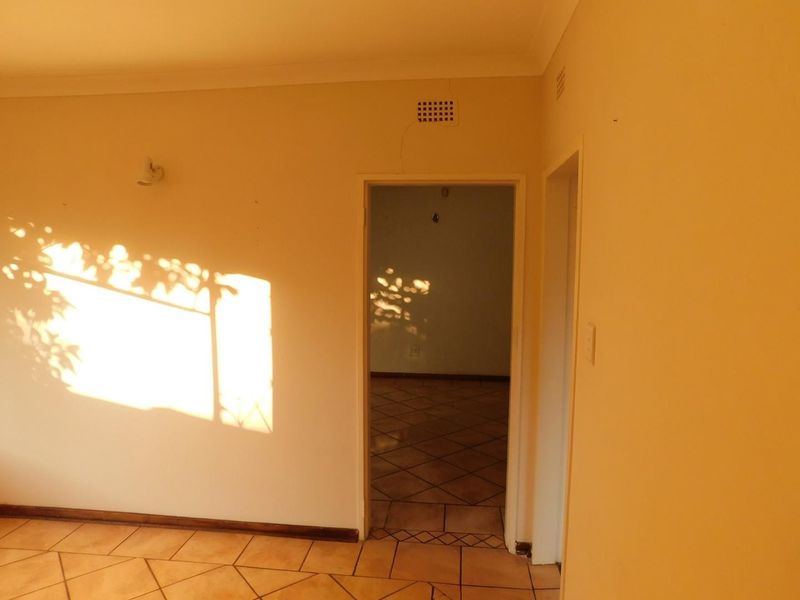 House For Sale in Northmead, Benoni - Photo 7