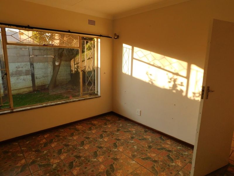 House For Sale in Northmead, Benoni - Photo 8
