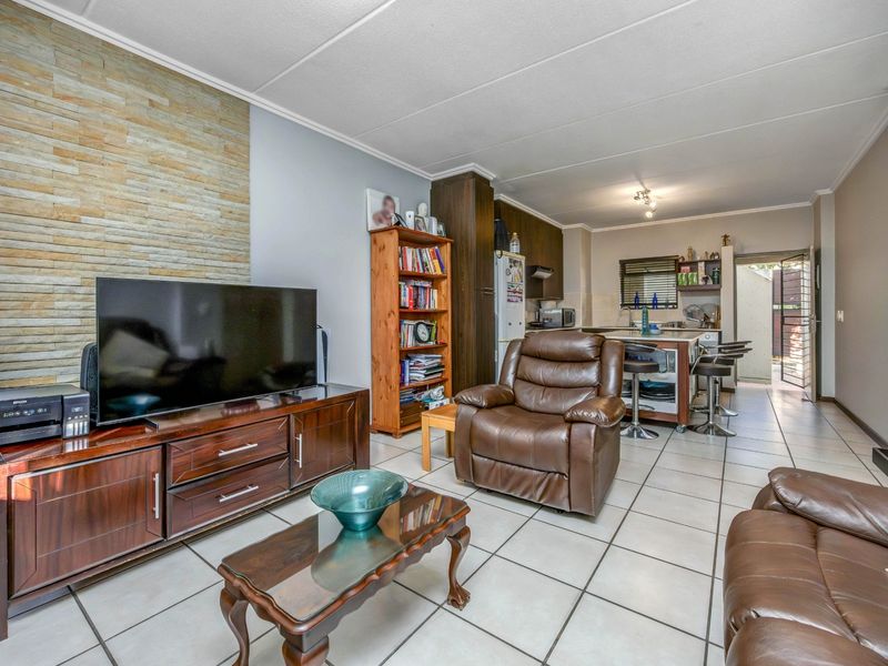 Cedar Hills Private Estate - Photo 4