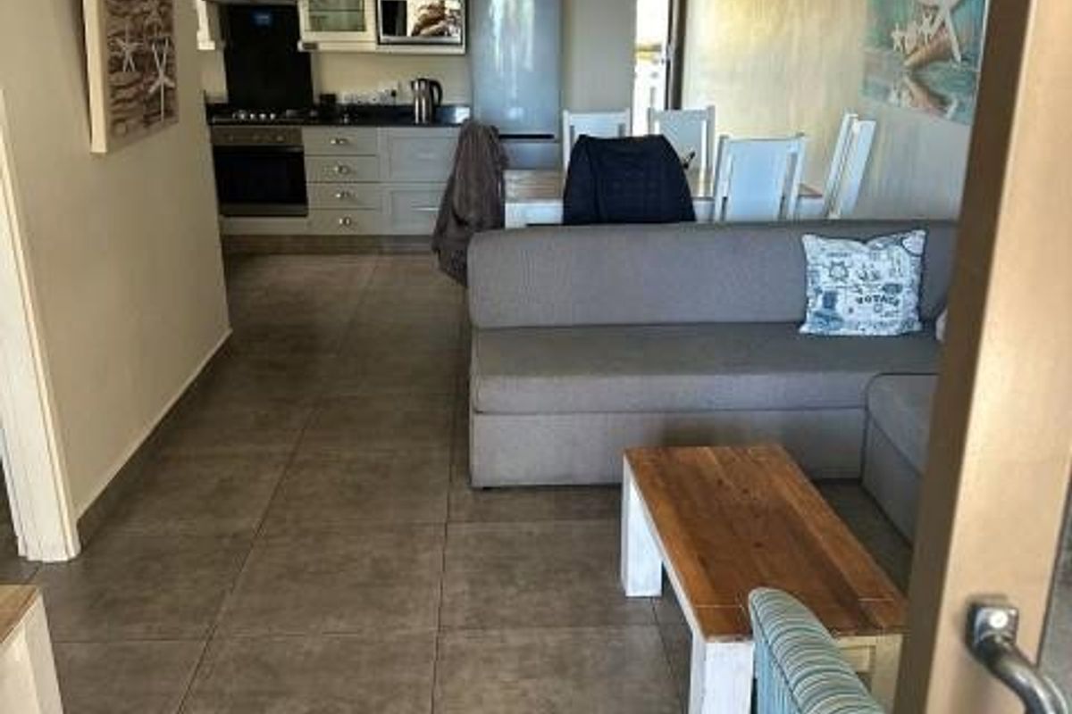 Apartment For Sale in Port Shepstone, KwaZulu Natal - Photo 2