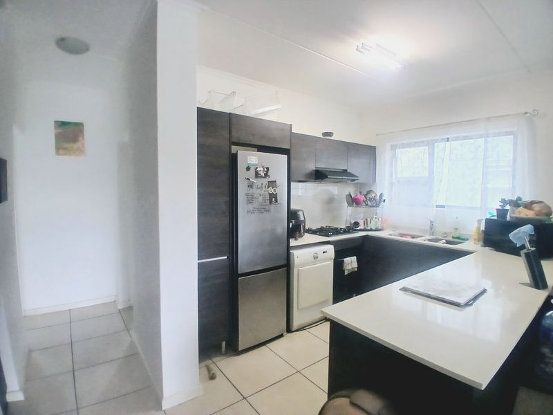 2-Bedroom, 2-Bathroom Apartment for Sale - Lifestyle Estate Living - Photo 9