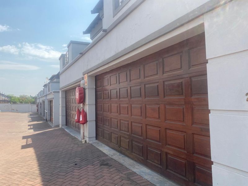 3-Bedroom Cluster Home for Sale - Perfect Family Living Investment Opportunity - Photo 2