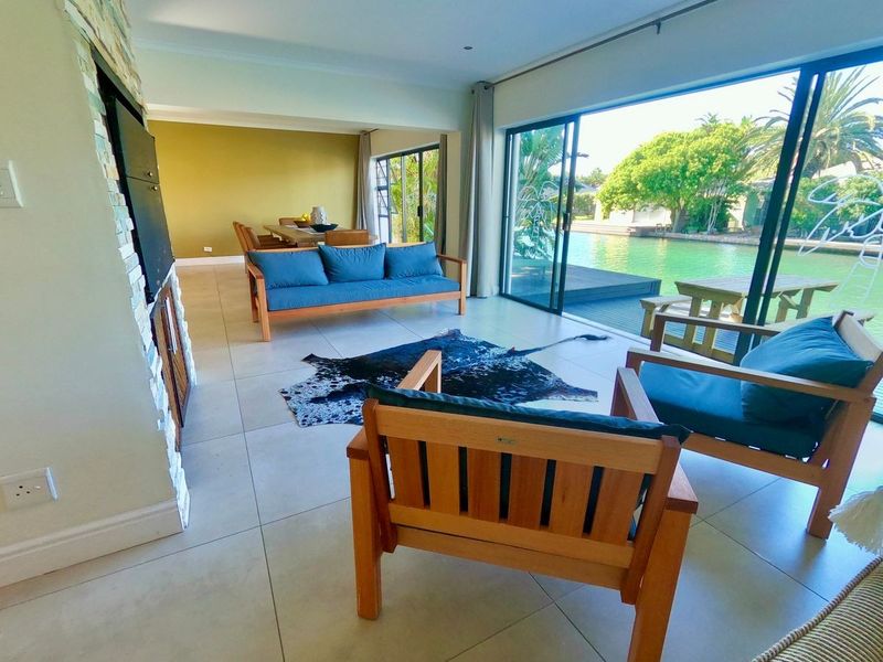 House For Sale in Marina Martinique, Jeffreys Bay - Photo 7