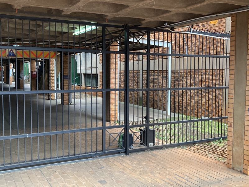 Commercial Property For Sale in Nieuw Muckleneuk, Pretoria - Photo 5