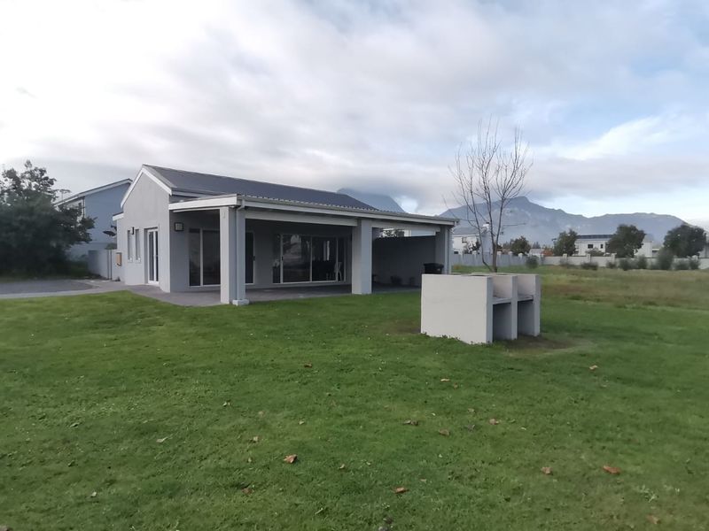 Modern 1 Bedroom Apartment To Rent in La Vie Estate, Paarl - Photo 8