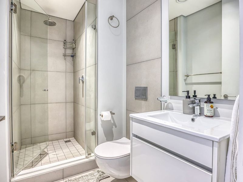 Elegant Unfurnished 2 Bedroom Apartment in Ellipse Waterfall to Rent - Photo 9