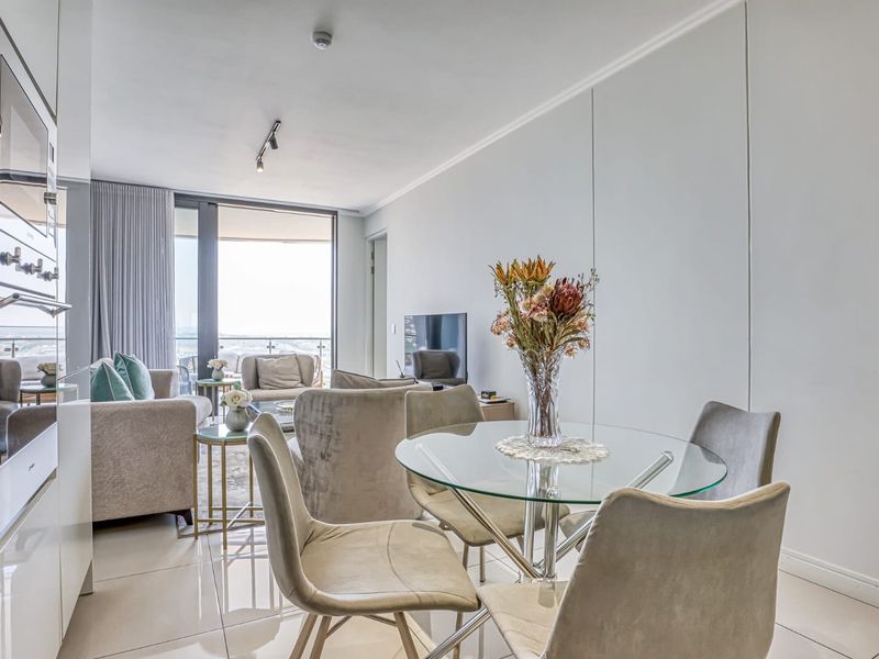 Elegant Unfurnished 2 Bedroom Apartment in Ellipse Waterfall to Rent - Photo 2