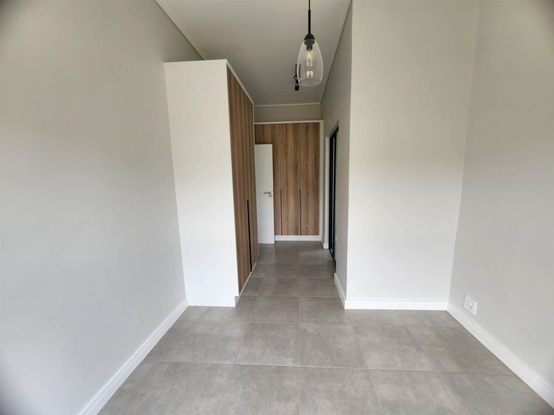 Apartment To Rent in Waterfall, Midrand - Photo 8