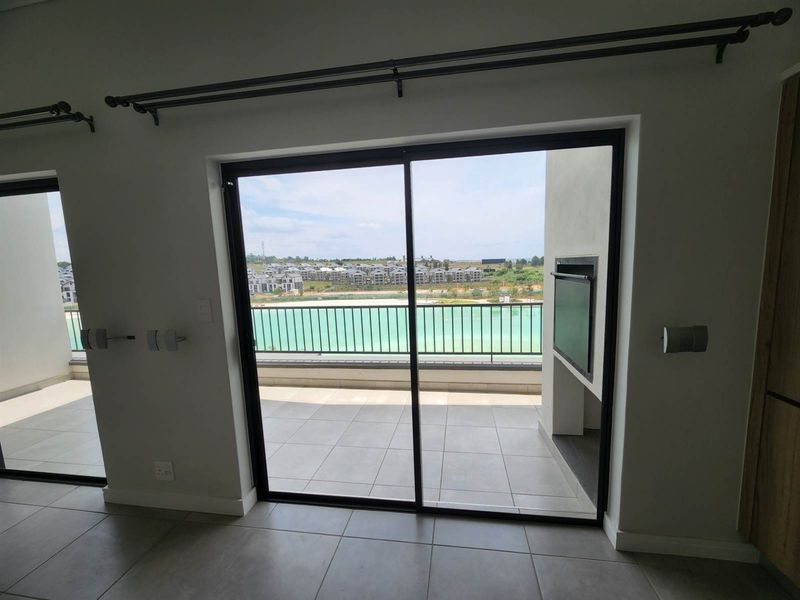 Apartment To Rent in Waterfall, Midrand - Photo 6