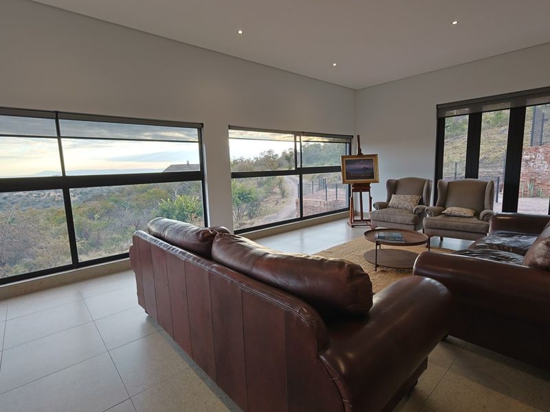 Luxury 4 Bedroom Safari Lodge in Mabalingwe Big 5 Game Reserve - Photo 2