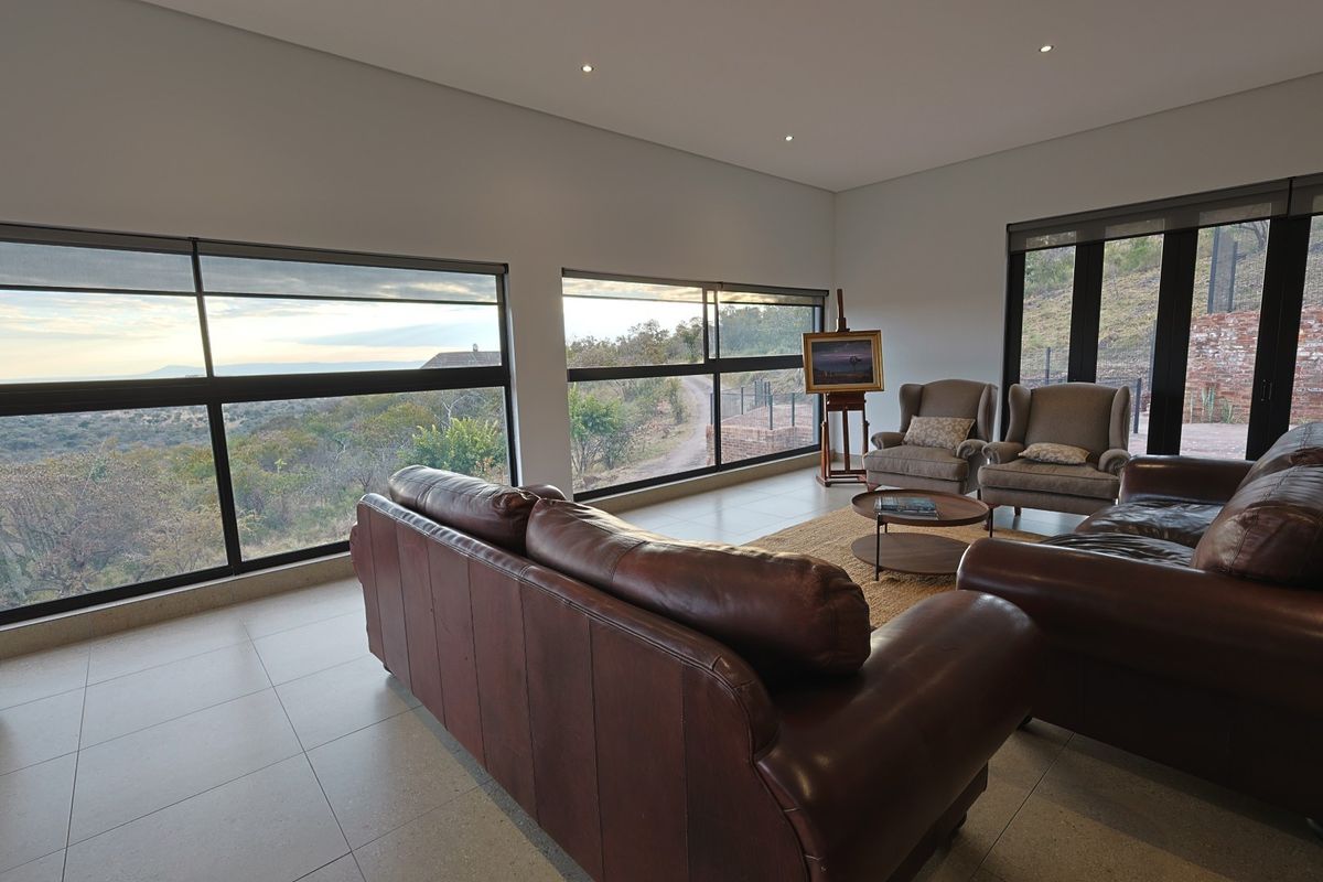 Luxury 4 Bedroom Safari Lodge in Mabalingwe Big 5 Game Reserve - Photo 2