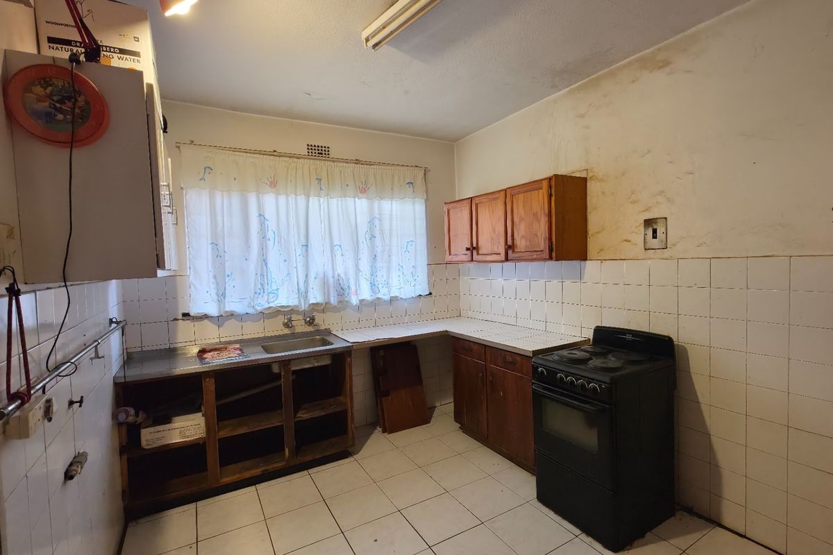 2 Bedroom Apartment For Salf - Photo 2