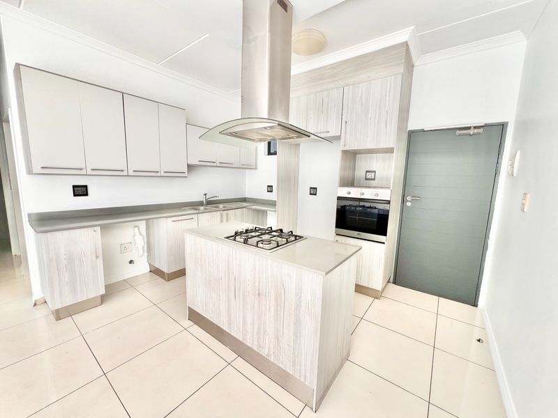 Modern Ground Floor Carlswald, Midrand. - Photo 6