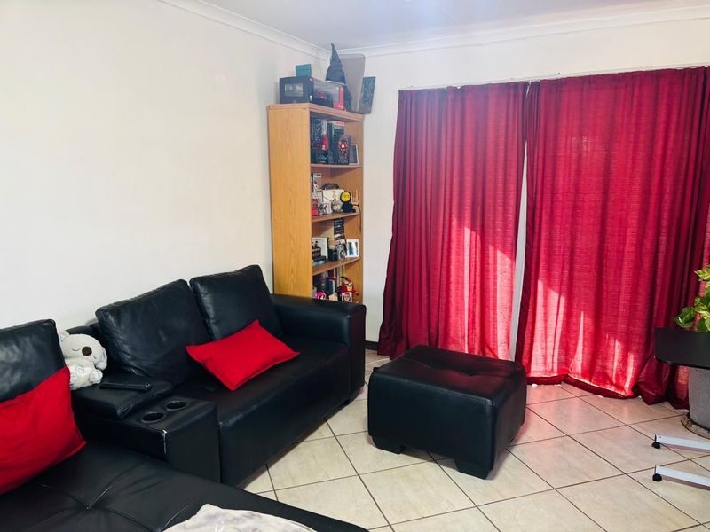 Apartment For Sale in Sylviavale, Vanderbijlpark - Photo 4