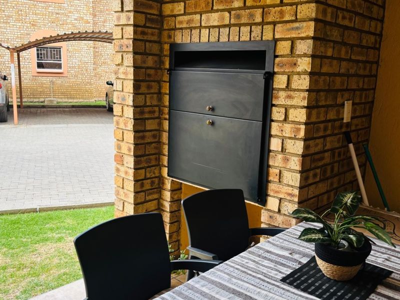 Apartment For Sale in Vanderbijlpark SE 2, Vanderbijlpark SE, Vanderbijlpark - Photo 10