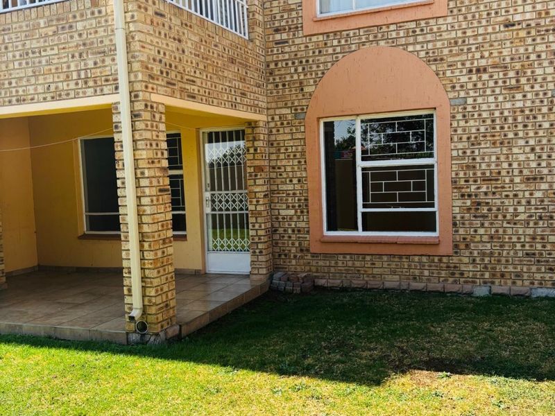 Apartment For Sale in Vanderbijlpark SE 2, Vanderbijlpark SE, Vanderbijlpark - Photo 5