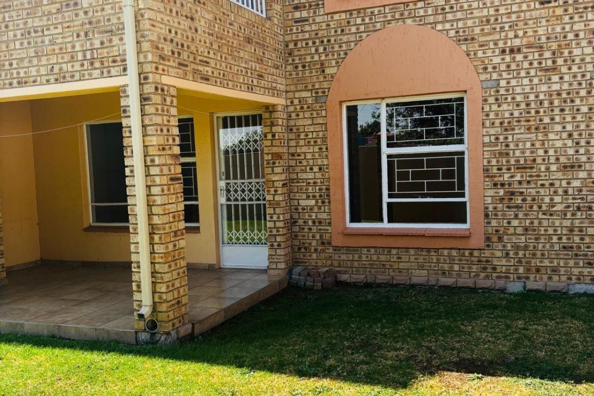 Apartment For Sale in Vanderbijlpark SE 2, Vanderbijlpark SE, Vanderbijlpark - Photo 5