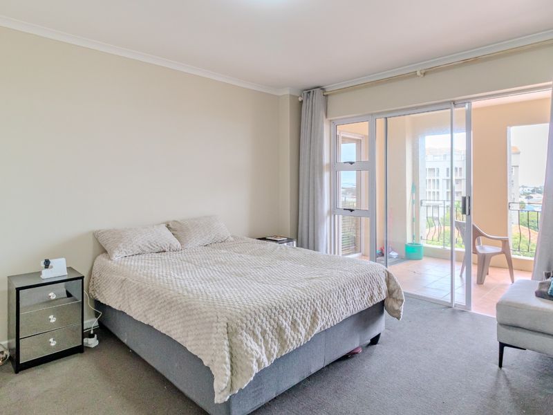 Spacious 2 Bedroom Apartment To Rent in Century City - Photo 9