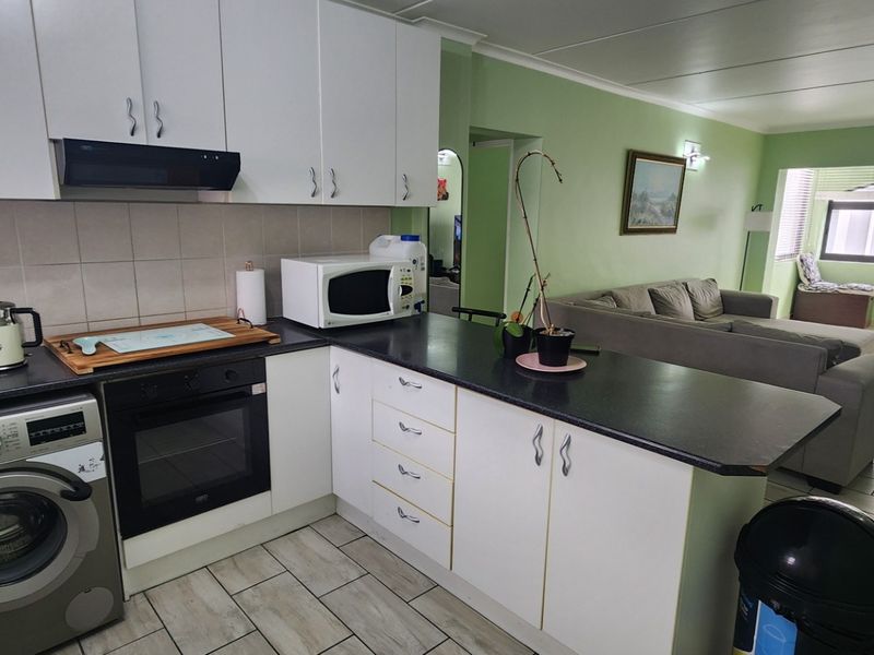 2 Bedroom Apartment to Rent in Aroma Park Village - Photo 3