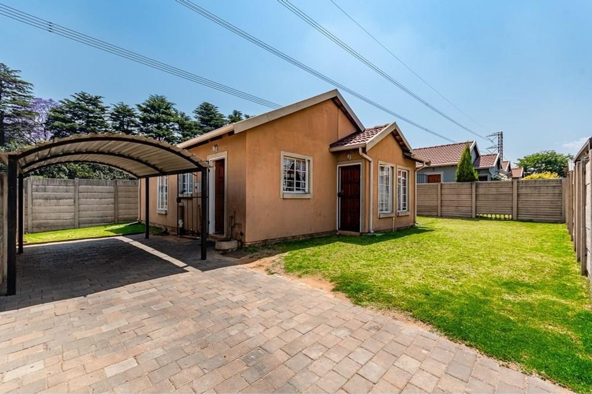 Exclusive 3-Bedroom Cluster Home in Secure Estate | Ideal for Professionals - Photo 3
