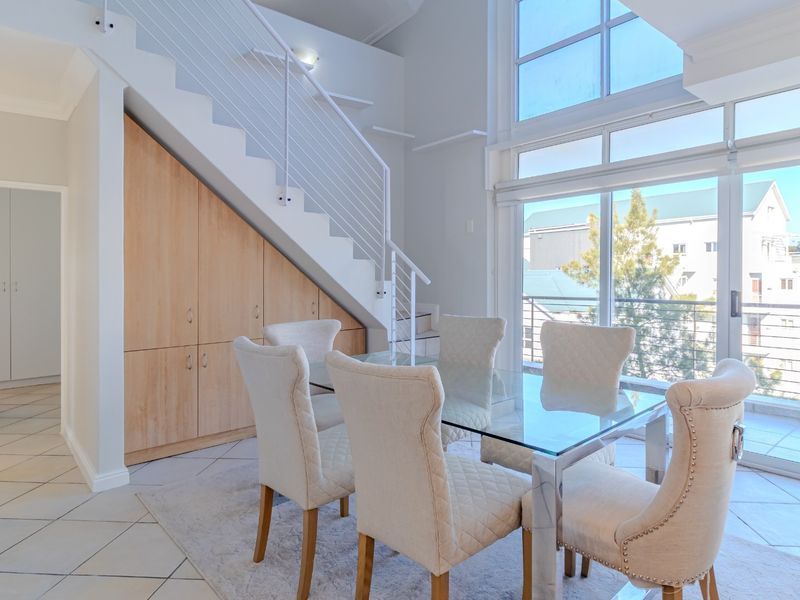Luxury Waterfront Living - Spacious 3 Bedroom Apartment with Study in Prestigious Tyger Waterfront - Photo 5