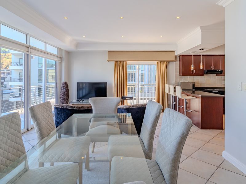 Luxury Waterfront Living - Spacious 3 Bedroom Apartment with Study in Prestigious Tyger Waterfront - Photo 6
