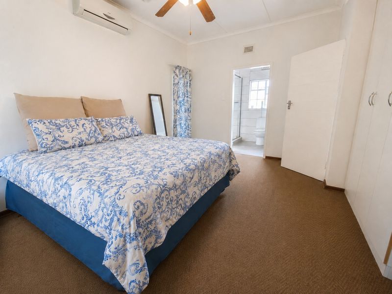 Loads of possibilities in this Meerensee home - Photo 9