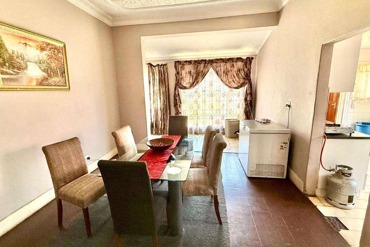 House For Sale in Turffontein Johannesburg Gauteng - Photo 5