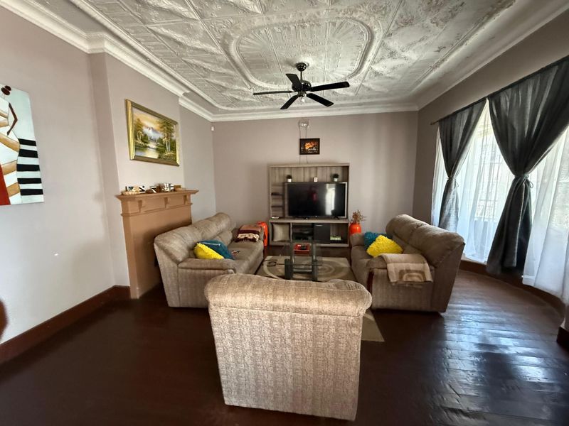 House For Sale in Turffontein Johannesburg Gauteng - Photo 6