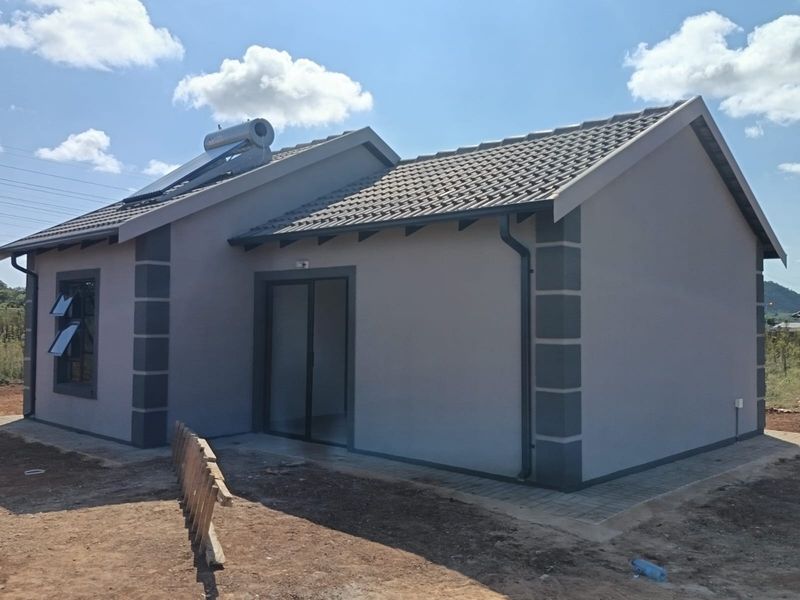 2 Bedroom House To Rent in Klerksoord, Akasia - Photo 2