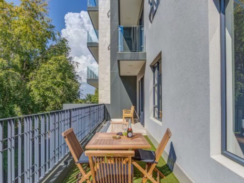 2 Bed Fully Furnished Apartment for Rent in Houghton - Photo 9