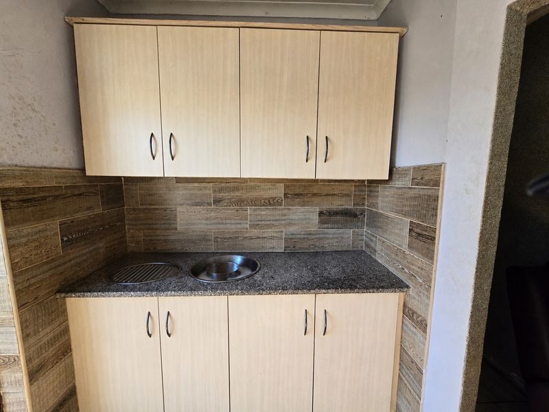 Just what you have been waiting for!! Buy now to start investing - Photo 5