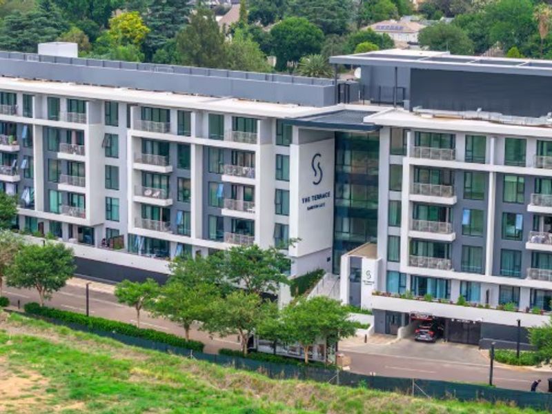 Apartment To Rent in Sandton City, Sandton - Photo 1