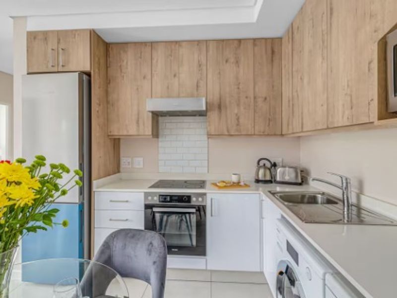Apartment To Rent in Sandton City, Sandton - Photo 5