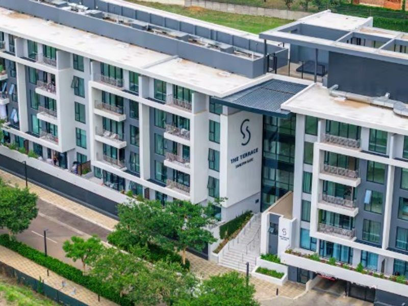 Apartment To Rent in Sandton City, Sandton - Photo 2