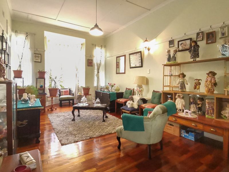 Apartment For Sale in Glenwood Durban KwaZulu Natal - Photo 3