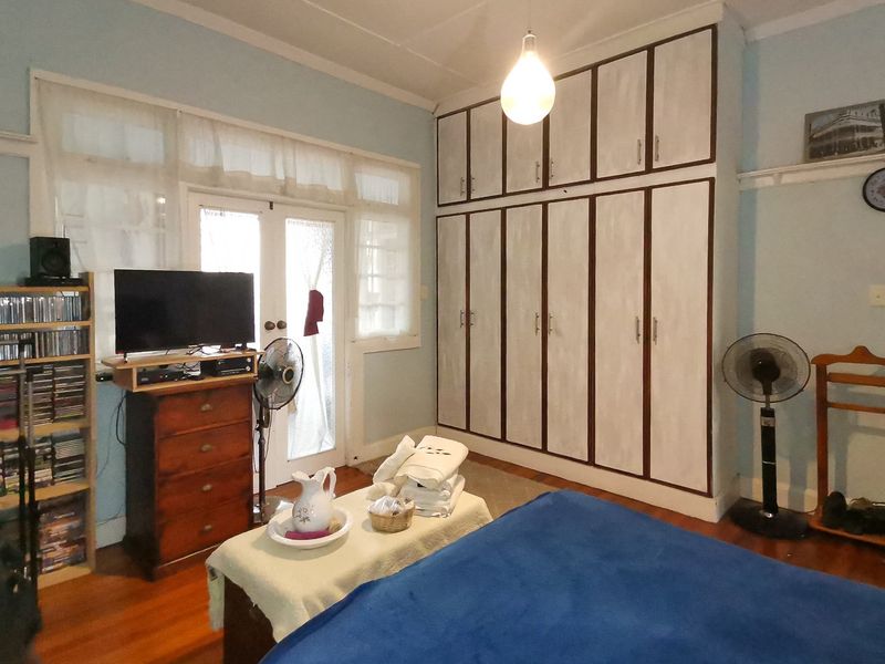 Apartment For Sale in Glenwood Durban KwaZulu Natal - Photo 7