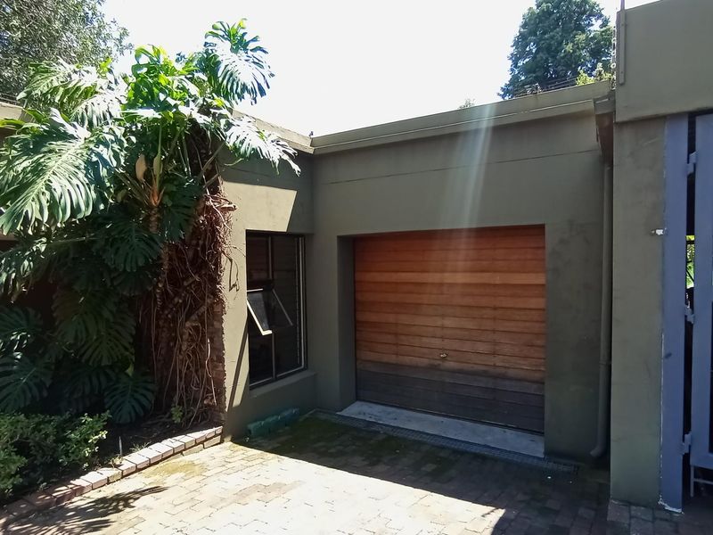 House For Sale in Morningside Hills, Morningside, Sandton - Photo 1