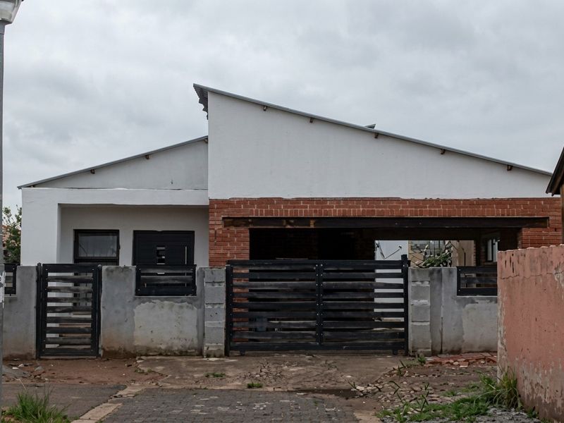 House For Sale in Nellmapius, Pretoria - Photo 1