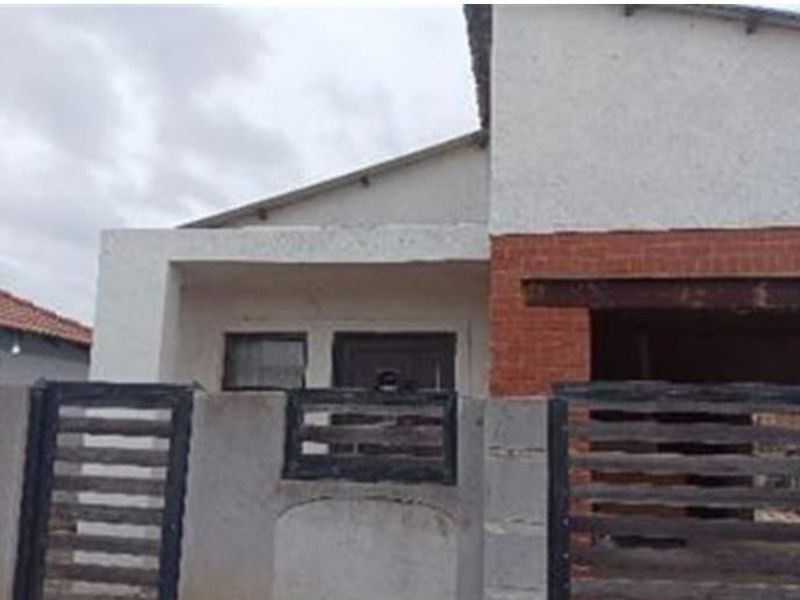 House For Sale in Nellmapius, Pretoria - Photo 8