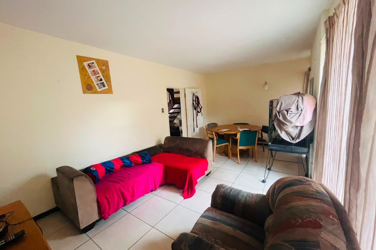 2-Bedrrom Townhouse For Sale in Sasolburg Central, Sasolburg - Photo 4