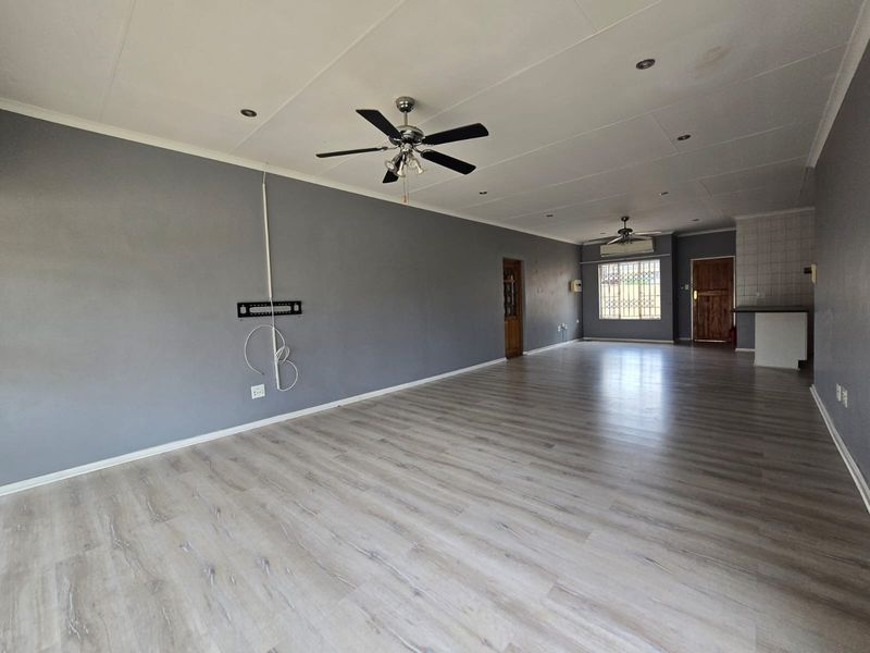 Stylish Family Living with Extra Space, Pet-Friendly Garden and Built-In Braai - Photo 6