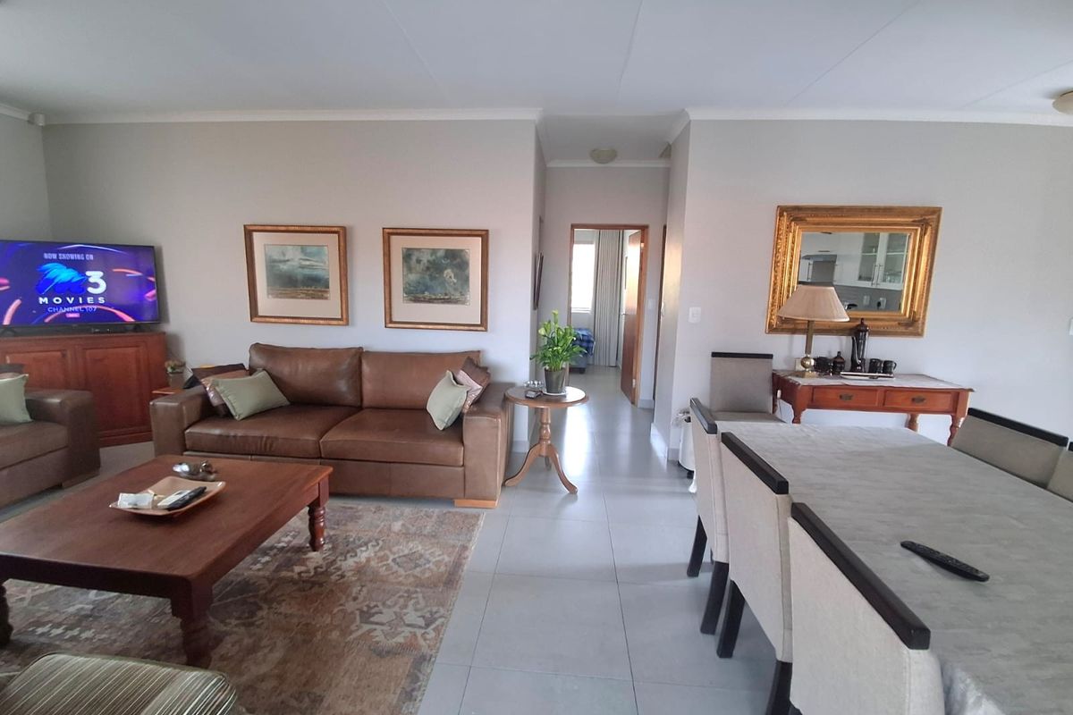 Immaculate 3-bedroom home in the Heart of Bateleur Estate, Nelspruit - Photo 5