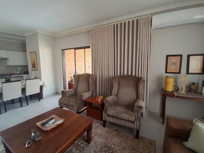 Immaculate 3-bedroom home in the Heart of Bateleur Estate, Nelspruit - Photo 7