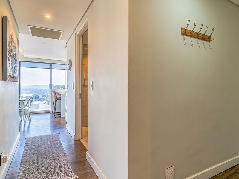 Apartment For Sale in Rosebank Johannesburg Gauteng - Photo 2
