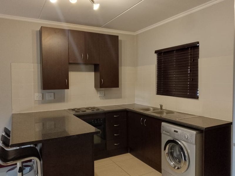 Two bedroom, two bath available to Rent in Noordwyk, Midrand - Photo 6